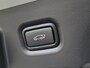 Hyundai Ioniq 5 Lounge 73kWh / SOH 100% / Dealer onderhouden / Fabrieksgarantie tot 03-2028 / Solar dak / CCS snelladen / WLTP 451 km / CCS snelladen / Afn. trekhaak 1.600 kg / Bose Audio Systeem / Head Up Display / Elektrische achterklep / Stuur- Stoel & Achterbank verwarming /