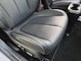 Hyundai Ioniq 5 Lounge 73kWh / SOH 100% / Dealer onderhouden / Fabrieksgarantie tot 03-2028 / Solar dak / CCS snelladen / WLTP 451 km / CCS snelladen / Afn. trekhaak 1.600 kg / Bose Audio Systeem / Head Up Display / Elektrische achterklep / Stuur- Stoel & Achterbank verwarming /