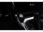Volkswagen T-Roc R-Line 1.5 TSI 150pk DSG Automaat Panoramadak, Adaptive cruise control, Achteruitrijcamera, Airco, DAB, Radio, App connect, Parkeersensoren