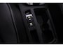 Volkswagen T-Roc R-Line 1.5 TSI 150pk DSG Automaat Panoramadak, Adaptive cruise control, Achteruitrijcamera, Airco, DAB, Radio, App connect, Parkeersensoren