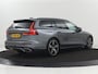 Volvo V60 2.0 T8 Twin Engine AWD R-Design | Trekhaak | Stoelverwarming | Carplay | Sportstoelen | Half leder | Navigatie | Camera | Side Assist | 19'' velgen | Full LED | Standkachel | Cruise control | PHEV | Plug In