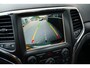 Jeep Grand Cherokee 3.0 V6 251 pk CRD Summit Grijs-Kenteken / Lucht-Vering/ Pano-Dak/ Harman&Kardon/ Stoel+Stuur-Verw./Stoel-Ventilatie/ Bi-Xenon/ Keyless/ Navigatie/ Camera/ Trekhaak/ 20'' LMV