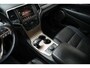 Jeep Grand Cherokee 3.0 V6 251 pk CRD Summit Grijs-Kenteken / Lucht-Vering/ Pano-Dak/ Harman&Kardon/ Stoel+Stuur-Verw./Stoel-Ventilatie/ Bi-Xenon/ Keyless/ Navigatie/ Camera/ Trekhaak/ 20'' LMV