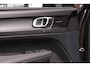Volvo XC40 Recharge P8 AWD R-Design|Pilotassist|ACC|SoH94%|Pano|HK|Trekhaak|Stoelverwarming|Stuurwielverwarming|Standkachel
