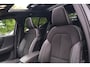 Volvo XC40 Recharge P8 AWD R-Design|Pilotassist|ACC|SoH94%|Pano|HK|Trekhaak|Stoelverwarming|Stuurwielverwarming|Standkachel