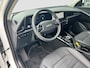 Kia Niro EV DynamicPlusLine 64.8 kWh | Schuifdak | Camera | Leder | Full LED | Elektrische achterklep | Adaptive cruise controle | Carplay | Stoelverwarming | Stuurverwarming | Head-up display