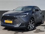 Toyota C-HR / C-HR+ 1.8 Hybrid 140 First Edition Trekhaak, 360° camera, dodehoek detectie, Apple CarPlay/Android Auto, keyless, parkeersensoren, NL-auto!