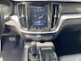 Volvo V60 2.0 T6 Twin Engine AWD Momentum Pro / Luxury Line / Styling Pack / NL-auto / 1e eigenaar / Volledig dealer onderhouden / BTW verrekenbaar / HV-Accu verv. bij 97.000 km / Vol-Lederen comfortstoelen / Open-Panoramadak / Adaptive Cruise + Pilot Assist / LED-Verlichting / Apple-Carplay&Android-Auto / DAB / Navi / Camera / Stoelverwarming / ELKTR-Kofferklep / ELKTR-Trekhaak / PDC / LMV 19'' / All-Season / ENZ.