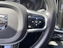 Volvo V60 2.0 T6 Twin Engine AWD Momentum Pro / Luxury Line / Styling Pack / NL-auto / 1e eigenaar / Volledig dealer onderhouden / BTW verrekenbaar / HV-Accu verv. bij 97.000 km / Vol-Lederen comfortstoelen / Open-Panoramadak / Adaptive Cruise + Pilot Assist / LED-Verlichting / Apple-Carplay&Android-Auto / DAB / Navi / Camera / Stoelverwarming / ELKTR-Kofferklep / ELKTR-Trekhaak / PDC / LMV 19'' / All-Season / ENZ.