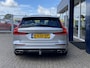 Volvo V60 2.0 T6 Twin Engine AWD Momentum Pro / Luxury Line / Styling Pack / NL-auto / 1e eigenaar / Volledig dealer onderhouden / BTW verrekenbaar / HV-Accu verv. bij 97.000 km / Vol-Lederen comfortstoelen / Open-Panoramadak / Adaptive Cruise + Pilot Assist / LED-Verlichting / Apple-Carplay&Android-Auto / DAB / Navi / Camera / Stoelverwarming / ELKTR-Kofferklep / ELKTR-Trekhaak / PDC / LMV 19'' / All-Season / ENZ.