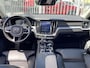 Volvo V60 2.0 T6 Twin Engine AWD Momentum Pro / Luxury Line / Styling Pack / NL-auto / 1e eigenaar / Volledig dealer onderhouden / BTW verrekenbaar / HV-Accu verv. bij 97.000 km / Vol-Lederen comfortstoelen / Open-Panoramadak / Adaptive Cruise + Pilot Assist / LED-Verlichting / Apple-Carplay&Android-Auto / DAB / Navi / Camera / Stoelverwarming / ELKTR-Kofferklep / ELKTR-Trekhaak / PDC / LMV 19'' / All-Season / ENZ.