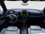 MINI Clubman 2.0 Cooper S Chili 192 pk | Pano | JCW Pack | Leder | Cruise Control | Trekhaak 18" Lichtmetalen velgen JCW Cup-Spoke 2-tone 7J x 18 205/40 (Runflat banden) | Comfort Access | dakspoiler | Elektrisch bedienbaar schuif-/kantelbaar panoramadak | LED koplampen | lichtmetalen velgen 18" | regensensor | Automatische airconditi