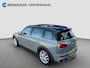 MINI Clubman 2.0 Cooper S Chili 192 pk | Pano | JCW Pack | Leder | Cruise Control | Trekhaak 18" Lichtmetalen velgen JCW Cup-Spoke 2-tone 7J x 18 205/40 (Runflat banden) | Comfort Access | dakspoiler | Elektrisch bedienbaar schuif-/kantelbaar panoramadak | LED koplampen | lichtmetalen velgen 18" | regensensor | Automatische airconditi