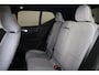 Volvo EX40 Performance Ultra 82 kWh - Panorama/schuifdak - IntelliSafe Assist & Surround - 360º Camera - Harman/Kardon audio - Adaptieve LED koplampen - Verwarmde voorstoelen, stuur & achterbank - Parkeersensoren voor & achter - Elektr. bedienb. voorstoelen met geheugen links - Draadloze tel. lader - Warmtepomp - Extra getint glas - Inklapbare trekhaak - 20' LMV