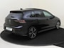Volkswagen Golf 1.5 eHybrid GTE | SoH 100% | Lederen bekleding ‘Vienna’ | Panoramadak | Trekhaak | Head-up display | Adaptieve demping | 360 camera | Black style | Stoelventilatie voor |