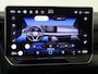 Volkswagen Golf 1.5 eHybrid GTE | SoH 100% | Lederen bekleding ‘Vienna’ | Panoramadak | Trekhaak | Head-up display | Adaptieve demping | 360 camera | Black style | Stoelventilatie voor |