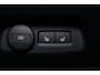 Volvo EC40 Performance Ultra 82 kWh - Panoramadak - IntelliSafe Assist & Surround - 360º Camera - Harman/Kardon audio - Adaptieve LED koplampen - Verwarmde voorstoelen, stuur & achterbank - Parkeersensoren voor & achter - Elektr. bedienb. voorstoelen met geheugen links - Draadloze tel. lader - Warmtepomp - Inklapbare trekhaak - 20' LMV