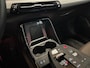 BMW iX1 XDrive30 67 kWh - Panorama - Trekhaak - HarmanKardon - Leder