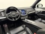 Volvo XC90 T8 455pk AWD Ultimate Dark / 22'' Everlast Velgen / Bowers&Wilkins / Luchtvering / Trekhaak / Full-LED / Black Pack / Sportleder / Panoramadak / Stoel + Stuurw. Verwarming /