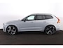 Volvo XC60 T8 Recharge AWD Ultra Black Edition Exec - Luchtvering - Panorama/schuifdak - IntelliSafe Assist & Surround - 360º Camera - Bowers & Wilkins audio - Adaptieve LED koplampen - Verwarmde voorstoelen, stuur & achterbank - Parkeersensoren voor & achter - Elektr. bedienb. voorstoelen met geheugen - Head up display - Draadloze tel. lader - Extra getint glas - Inklapbare trekhaak - 22' LMV