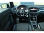 Volkswagen T-Roc 1.5 TSI 150pk DSG Sport | Apple CarPlay/Android Auto | Trekhaak | Stoelverwarming