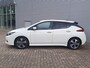 Nissan Leaf N-Connecta 40 kWh | Apple Carplay/Android Auto | Automaat | Navi | 100% Elektrisch | Rondomzicht camera | dodehoekdetectie | Voorstoelen verwarmd