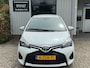 Toyota Yaris 1.3 VVT-i Aspiration|CAMERA|PARK-SENSOREN|CRUISECONTROL|AIRCO|NAP|NL-AUTO|BLUETOOTH|METALLIC|NAVI