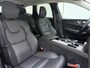 Volvo XC60 B5 Inscription | Trekhaak | Verwarmde stuurwiel en stoelen/achterbank | 360 Camera | Memory seat |