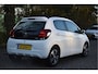 Peugeot 108 1.0 e-VTi Active Pack Premium | NL-Auto | Airco | Bluetooth tel + audio | LED dagrij | LM-Velgen | Zwart dak | NAP