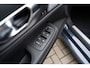 Volvo V60 T8 Ultra Dark B&W Pano 360c HUD Massage 19"