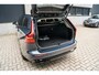 Volvo V60 T8 Ultra Dark B&W Pano 360c HUD Massage 19"