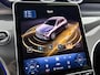 Mercedes-Benz GLC 300e 4MATIC Business Solution AMG | Advanced plus pakket | Nightpakket | Trekhaak | Middenconsole metaalstructuur | 20 inch vijfspaaks lichtmetalen AMG-velgen | URBAN GUARD Plus | Warmtewerend, donkergetint glas |