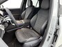 Mercedes-Benz GLC 300e 4MATIC Business Solution AMG | Advanced plus pakket | Nightpakket | Trekhaak | Middenconsole metaalstructuur | 20 inch vijfspaaks lichtmetalen AMG-velgen | URBAN GUARD Plus | Warmtewerend, donkergetint glas |