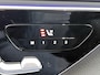 Mercedes-Benz GLC 300e 4MATIC Business Solution AMG | Advanced plus pakket | Nightpakket | Trekhaak | Middenconsole metaalstructuur | 20 inch vijfspaaks lichtmetalen AMG-velgen | URBAN GUARD Plus | Warmtewerend, donkergetint glas |