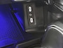 Mercedes-Benz GLC 300e 4MATIC Business Solution AMG | Advanced plus pakket | Nightpakket | Trekhaak | Middenconsole metaalstructuur | 20 inch vijfspaaks lichtmetalen AMG-velgen | URBAN GUARD Plus | Warmtewerend, donkergetint glas |