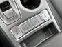 Hyundai Kona Electric EV Premium 64 kWh / SoH 100% / Dealer Onderhouden / 3-Fase / Origineel Nederlands / Apple CarPlay/Android Auto / Camera / Parkeersensoren Voor + Achter / Navigatie / Lederen Bekleding / Voorstoelen Elektrisch Verwarm/Verkoel/Verstelbaar / Climate Control /
