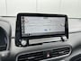 Hyundai Kona Electric EV Premium 64 kWh / SoH 100% / Dealer Onderhouden / 3-Fase / Origineel Nederlands / Apple CarPlay/Android Auto / Camera / Parkeersensoren Voor + Achter / Navigatie / Lederen Bekleding / Voorstoelen Elektrisch Verwarm/Verkoel/Verstelbaar / Climate Control /