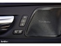 Volvo XC60 B4 Ultimate Bright | Adaptieve cruise | Panoramadak | Zwenkbare trekhaak | Head-up | Blis |