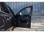 Volvo XC60 B4 Ultimate Bright | Adaptieve cruise | Panoramadak | Zwenkbare trekhaak | Head-up | Blis |