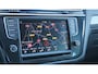 Volkswagen Tiguan 1.4 TSI 125PK 2x R-Line Navi 19inch LM Trekhaak Cruise Control *NL auto* 105457km!