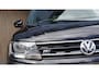 Volkswagen Tiguan 1.4 TSI 125PK 2x R-Line Navi 19inch LM Trekhaak Cruise Control *NL auto* 105457km!