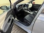 Volkswagen Golf 1.5 eTSI R-Line | 150 PK | Automaat | Panorama Schuif/Kantel Dak | Black Style | Camera | Carplay / Android Auto