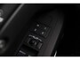 Land Rover Defender 2.0 P300e 110 X-Dynamic HSE | FACELIFT | Explorer Pack | ClearSight | Meridian Surround | Head-Up | Panoramadak | Trekhaak