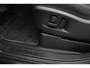 Land Rover Defender 2.0 P300e 110 X-Dynamic HSE | FACELIFT | Explorer Pack | ClearSight | Meridian Surround | Head-Up | Panoramadak | Trekhaak