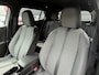 Peugeot 2008 1.2 Benzine 100 Pk Allure (ook in Blauw of zwart leverbaar) * Draadloos Aple Carplay / Android Auto * Climate & Cruise Control * Parkeersensoren Voor en Achter * Vingerhoets; Vierde Generatie Eersteklas Service. Al meer dan 100 jaar een begrip in de Brabantse Kempen