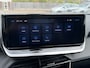 Peugeot 2008 1.2 Benzine 100 Pk Allure (ook in Blauw of zwart leverbaar) * Draadloos Aple Carplay / Android Auto * Climate & Cruise Control * Parkeersensoren Voor en Achter * Vingerhoets; Vierde Generatie Eersteklas Service. Al meer dan 100 jaar een begrip in de Brabantse Kempen