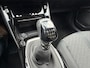 Peugeot 2008 1.2 Benzine 100 Pk Allure (ook in Blauw of zwart leverbaar) * Draadloos Aple Carplay / Android Auto * Climate & Cruise Control * Parkeersensoren Voor en Achter * Vingerhoets; Vierde Generatie Eersteklas Service. Al meer dan 100 jaar een begrip in de Brabantse Kempen
