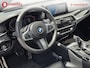 BMW 5-Serie Touring 530i High Executive M-Sport 'Almadinbraun' Head-Up Trekhaak NL Auto! | Panoramadak | Achteruitrijcamera | Comfortstoelen | Stoelverwarming