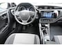 Toyota Auris Touring Sports 1.2T Volcano Edition trekhaak panoramadak