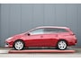 Toyota Auris Touring Sports 1.2T Volcano Edition trekhaak panoramadak